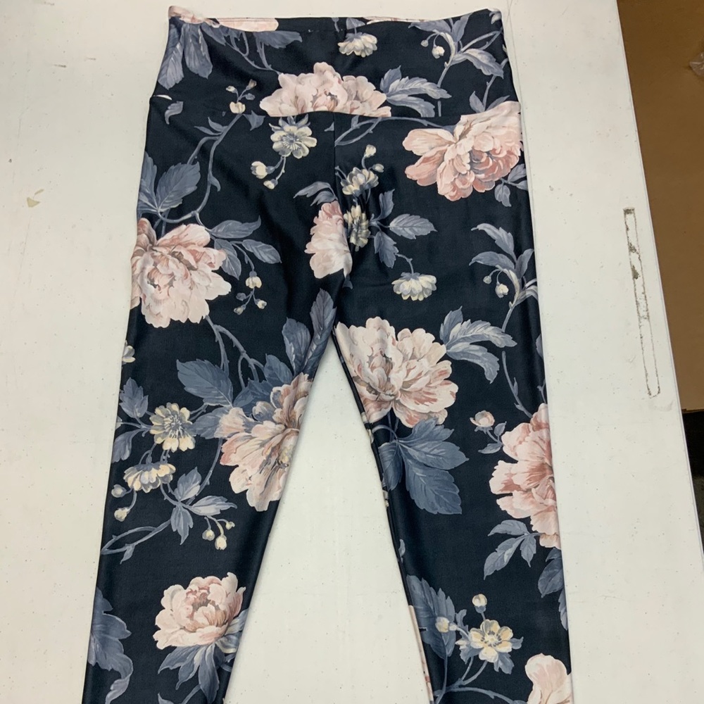 Yoga/workout/fitness leggings from Onzie